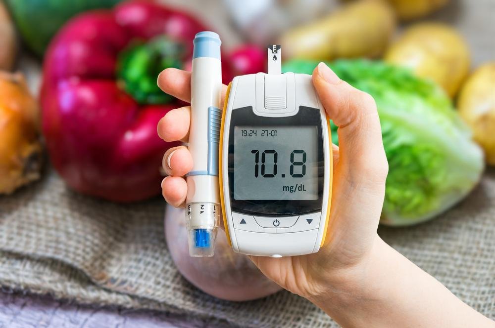 Se diagnosticada a diabetes gestacional, o controle de glicemia deve ser constante.