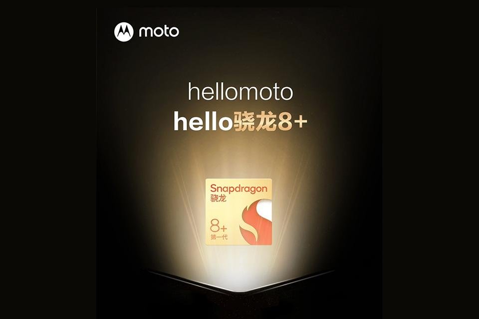 Anúncio original da Motorola, em chinês, revelando o novo Razr com Snapdragon 8+ Gen1. (Fonte: GSMArena, Motorola / Reprodução)