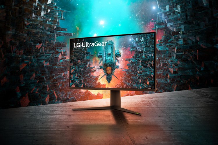 LG UltraGear GQ950