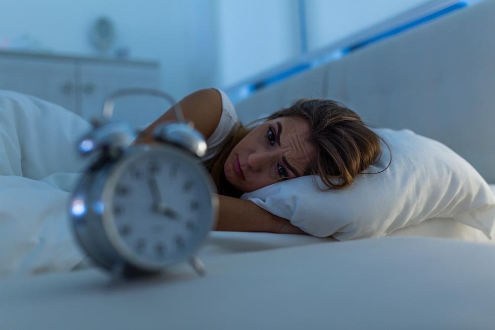 A dificuldade para dormir frequentemente está ligada à insônia