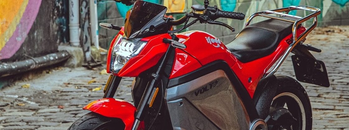 Imagem de: iFood lança moto elétrica para entregadores por R$ 10 mil