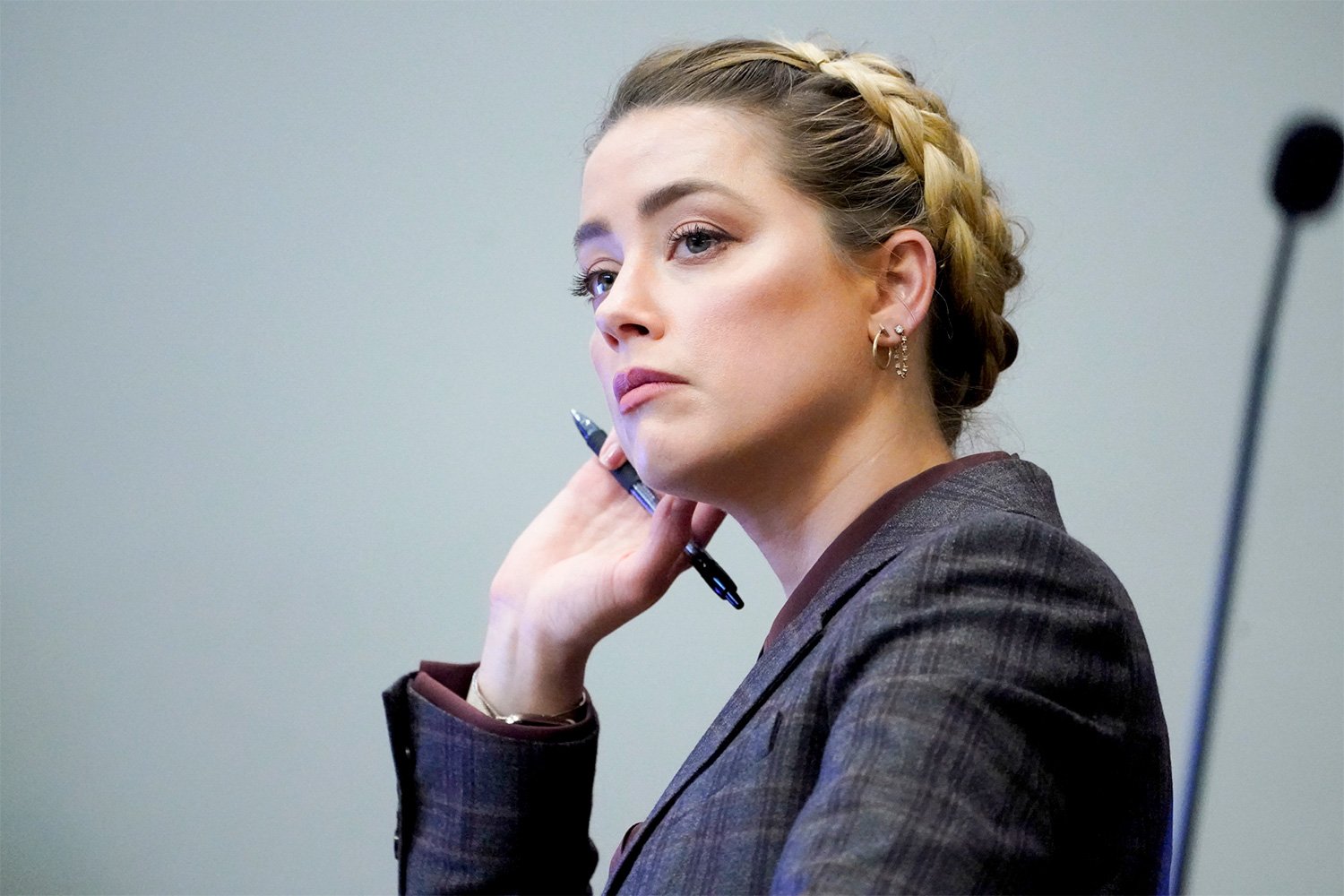 Johnny Depp x Amber Heard: veja veredito completo do julgamento legendado e  reação no tribunal  Johnny Depp x Amber Heard: veja veredito completo do julgamento  legendado e reação no tribunal O