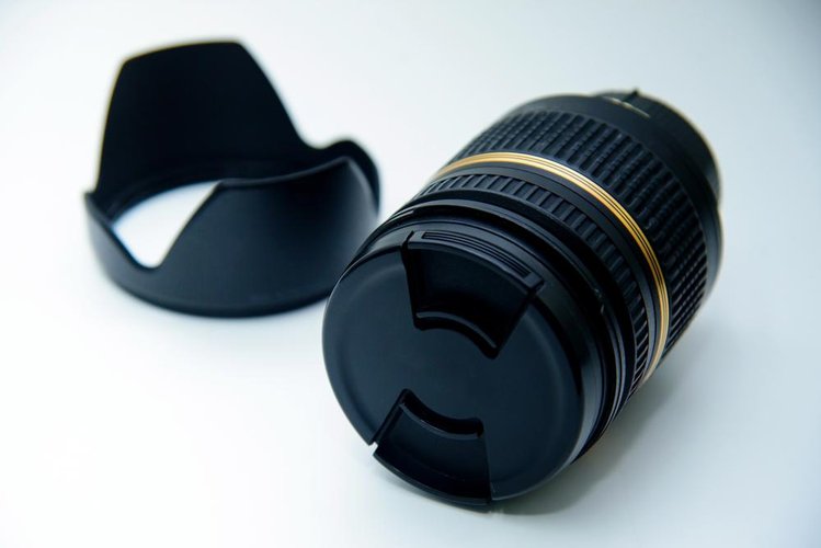 Câmeras DSLR são modelos profissionais equipados com um jogo de espelhos para que o visor mostre a cena exatamente como será capturada. (Shutterstock)