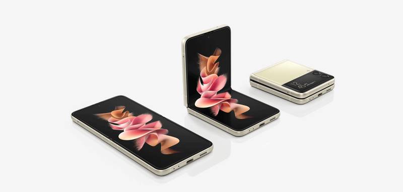Galaxy Z Flip3 5G. O futuro aparelho dobrável da linha Galaxy A pode adotar um design semelhante. (Samsung)