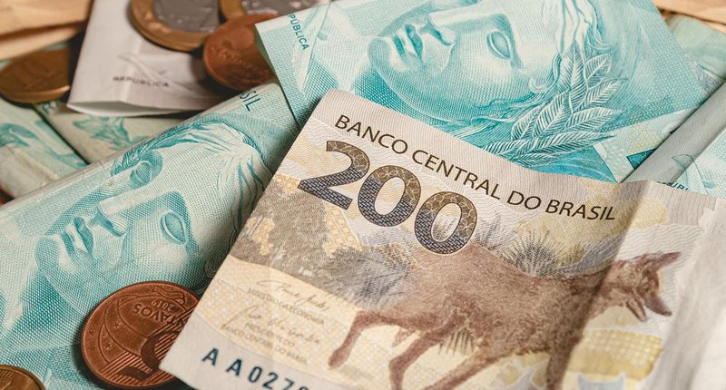 O dinheiro apreendido será usado para ressarcir as pessoas enganadas pela empresa.