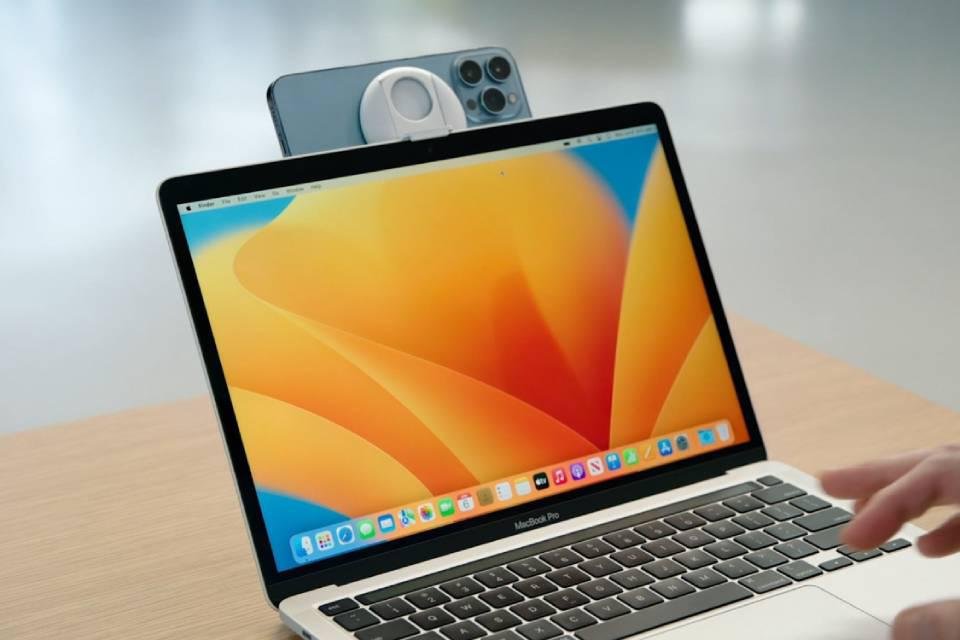 Uma das novidades do macOS é o suporte para uso do iPhone como webcam no computador.