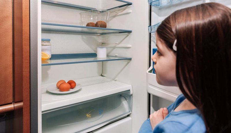 A insegurança alimentar também é desencadeada por fatores imprevistos, como adoecimento e emergências com contas imprevistas.