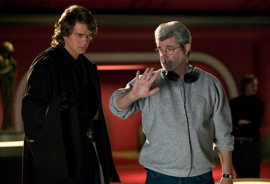 Hayden Christensen revelou que aceitaria interpretar Darth Vader novamente em futuros títulos de Star Wars, em especial através de uma série própria no Disney+