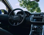 Google descontinua o app Android Auto para celulares