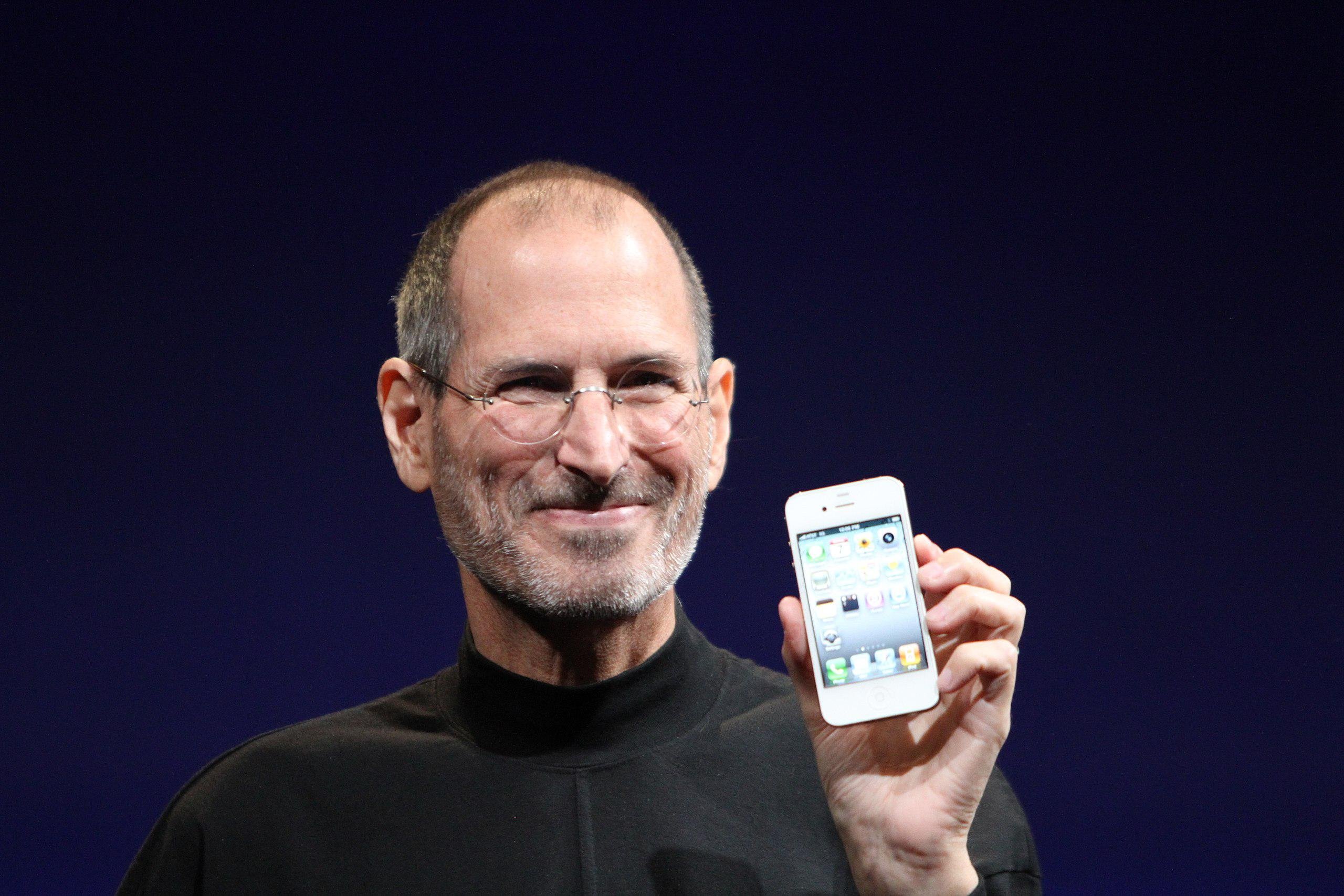 Steve Jobs durante a apresentação do iPhone 4, em 2010.