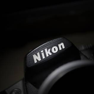 Imagem de Por causa dos celulares, Nikon deve abandonar câmeras SLR 