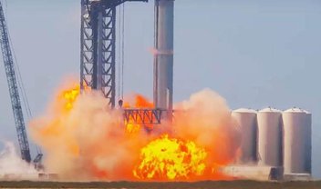 Foguete da SpaceX explode em teste; 'não é bom', diz Elon Musk