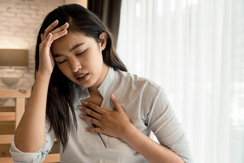 Dificuldade para respirar é um sinal de hipertensão pulmonar (Fonte: Shutterstock)