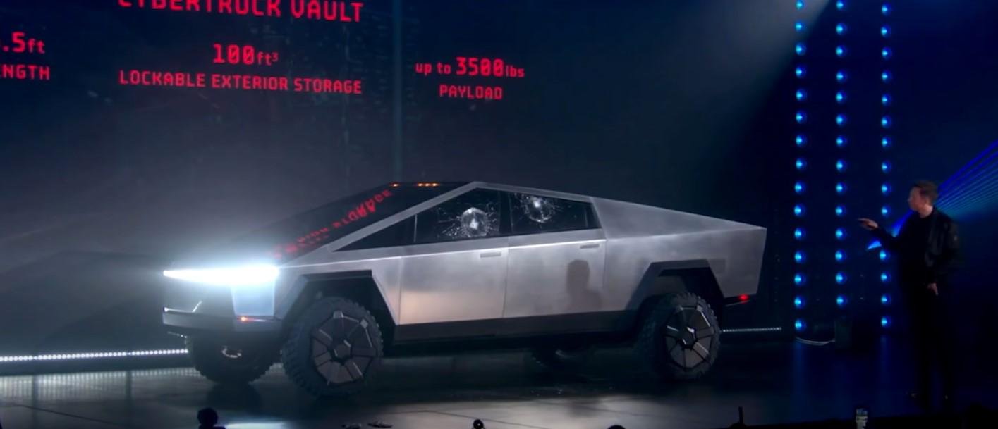 O Cybertruck também foi exibido durante uma apresentação oficial da Tesla.