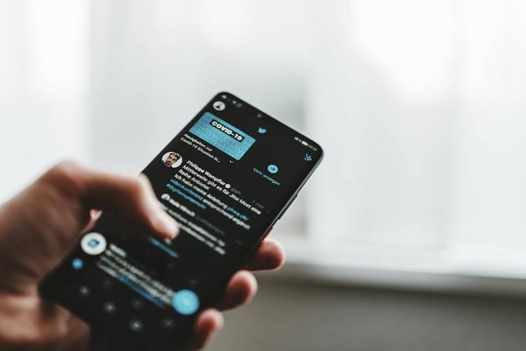 O hacker disse que está realizando a venda por conta da incompetência do Twitter.