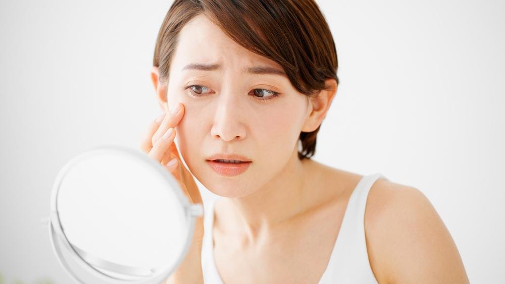 Síndrome do olho seco causa ardência e dores (Fonte: Shutterstock)