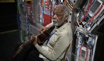 Física quântica: Gilberto Gil faz show em desacelerador de partículas