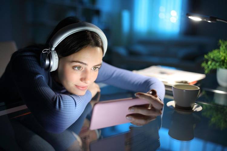 A TV Digital no celular não utiliza a internet para fazer a transmissão do sinal