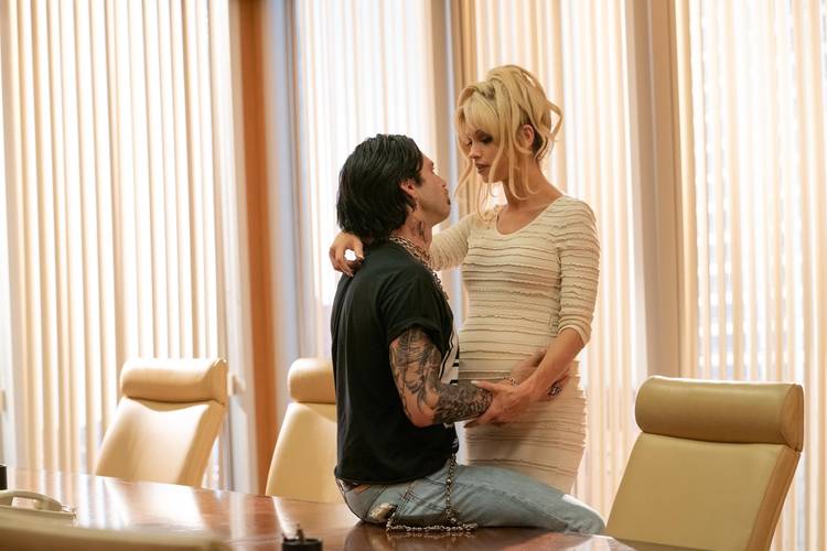 Pam e Tommy