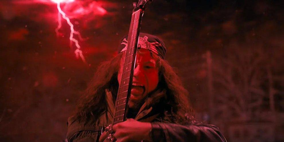 Sequência musical de Eddie em 'Stranger Things' provoca frisson em torno de  'Master of Puppets' (Metallica) – Correio do Cidadão – Notícias de  Guarapuava e região