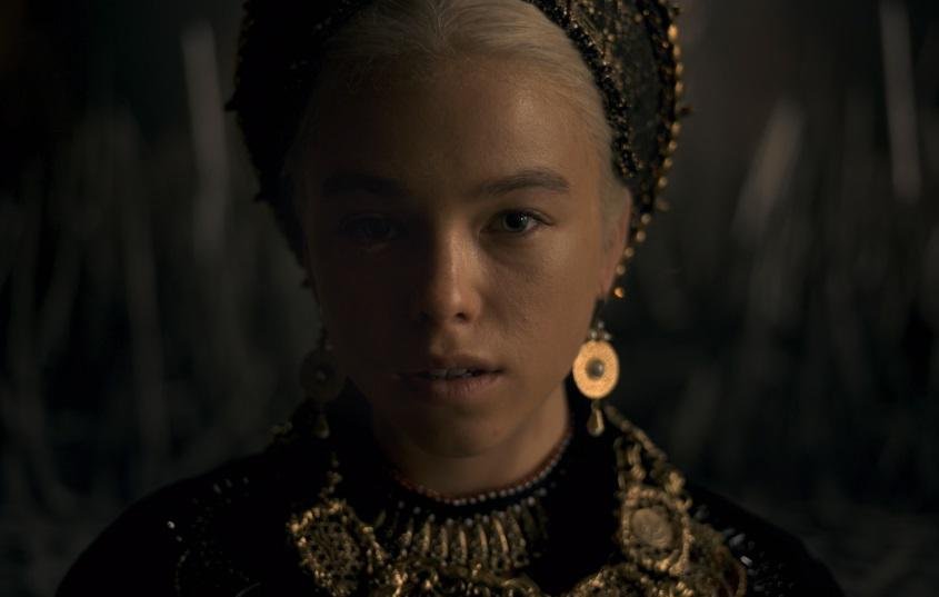 Emma D'Arcy interpreta Rhaenyra Targaryen, uma das protagonistas da série. (HBO/Reprodução)