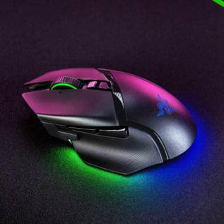 Imagem de Mouse Basilisk V3 Pro chega com dock e sensor de 30K DPI