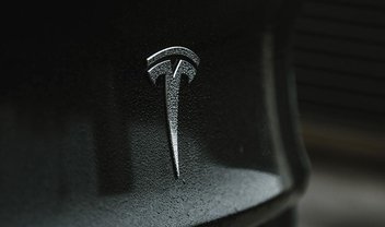 Elon Musk revela segredos por trás dos logos da Tesla e SpaceX