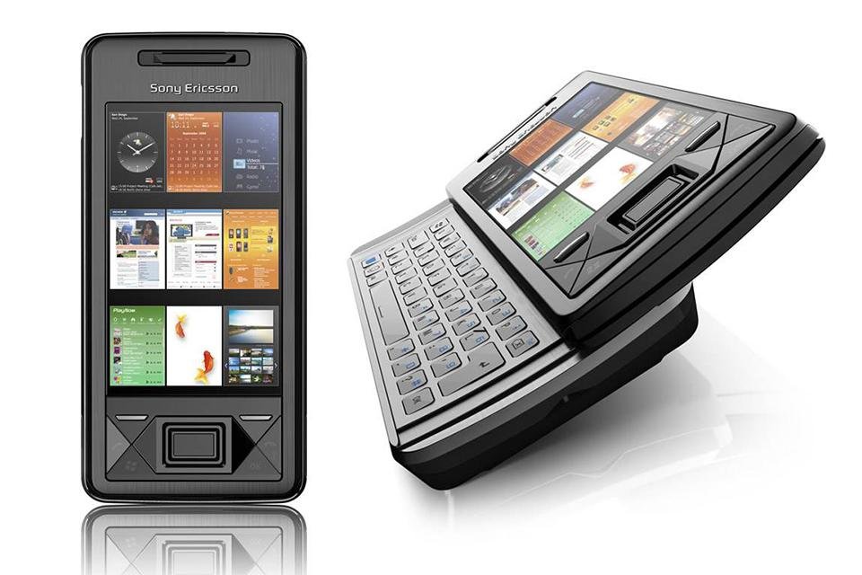Xperia X1, o primeiro de sua marca. (Fonte: Sony Ericsson via PhonesData / Reprodução)