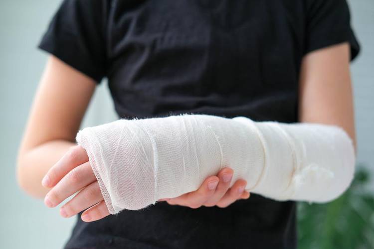 A endorfina é um analgésico natural, que ajuda no controle da dor (Fonte: Shutterstock)