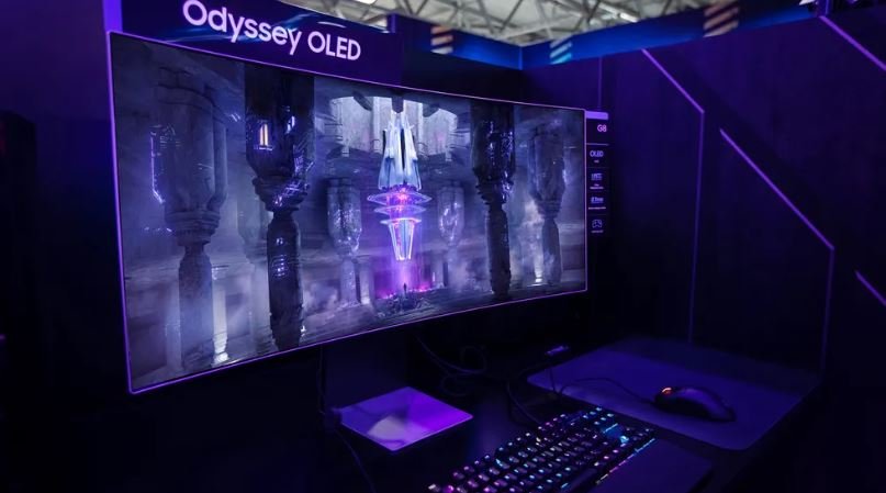 Monitor OLED G8 com Gaming Hub