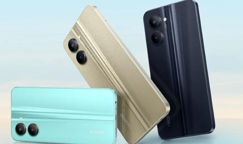 Em relação ao design, o Realme C33 foi construído com uma traseira nomeada de Boundless Sea Design, com textura visual e um pouco de espelhamento.