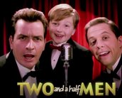 Two and a Half Men: elenco realmente canta o tema de abertura? Veja!