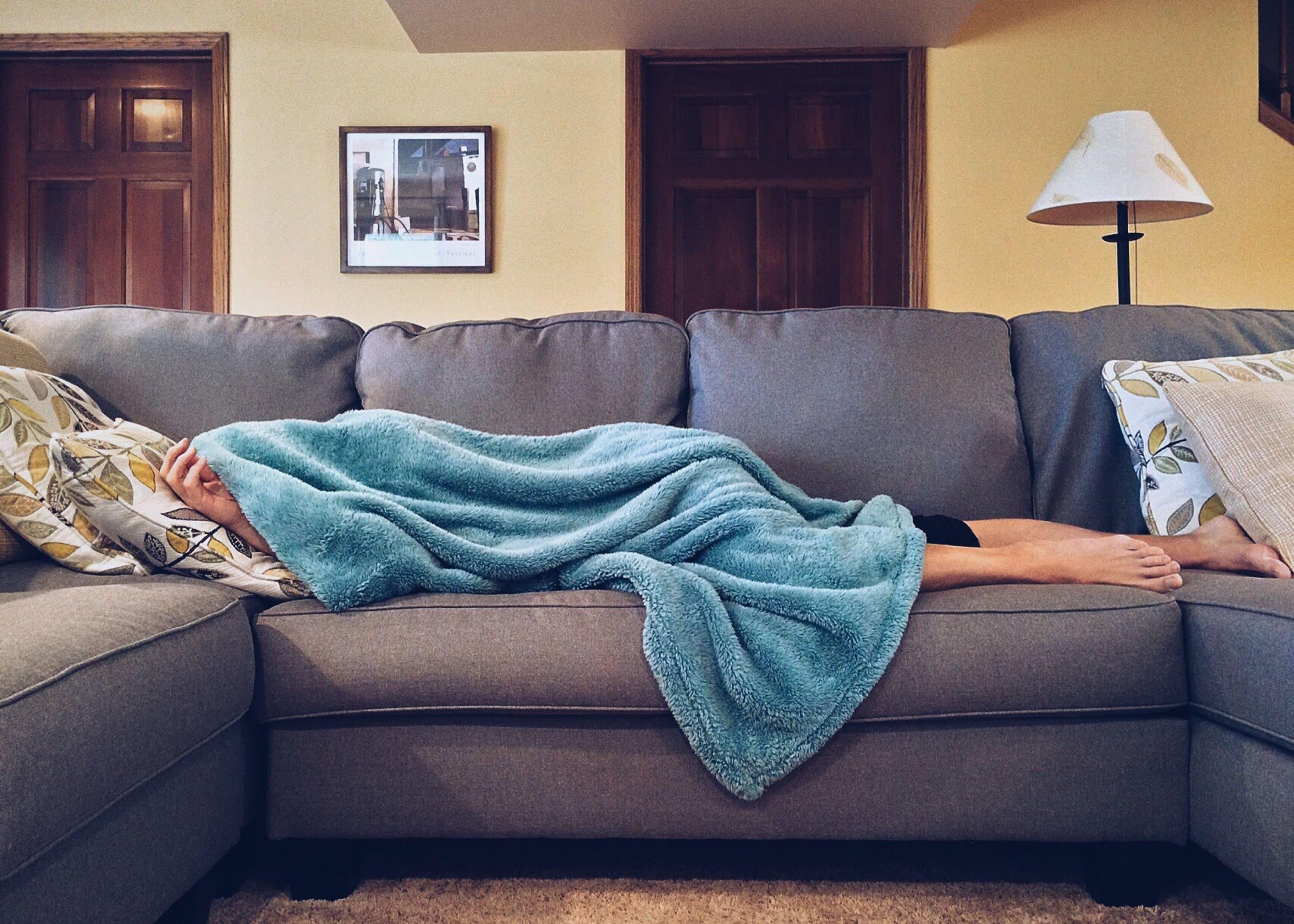 Além de um lugar confortável com baixa iluminação, a posição em que você dorme é um fator diferencial para a qualidade do seu sono