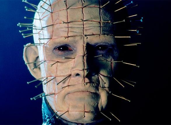 Doug Bradley como Pinhead no original de 1987