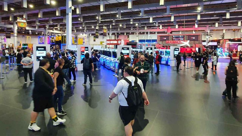 Estande da PlayStation na BGS 2022 traz recorde de estações, mas com foco em títulos já lançados.