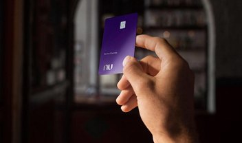 Nubank anuncia novas condições de mensalidade do cartão Ultravioleta