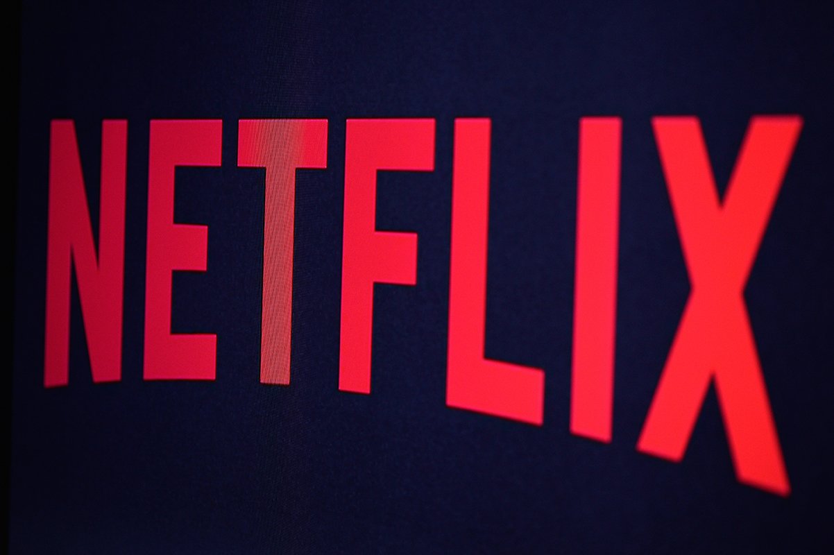 NETFLIX CONFIRMA O FIM DO COMPARTILHAMENTO DE CONTAS SEM CUSTO NOS