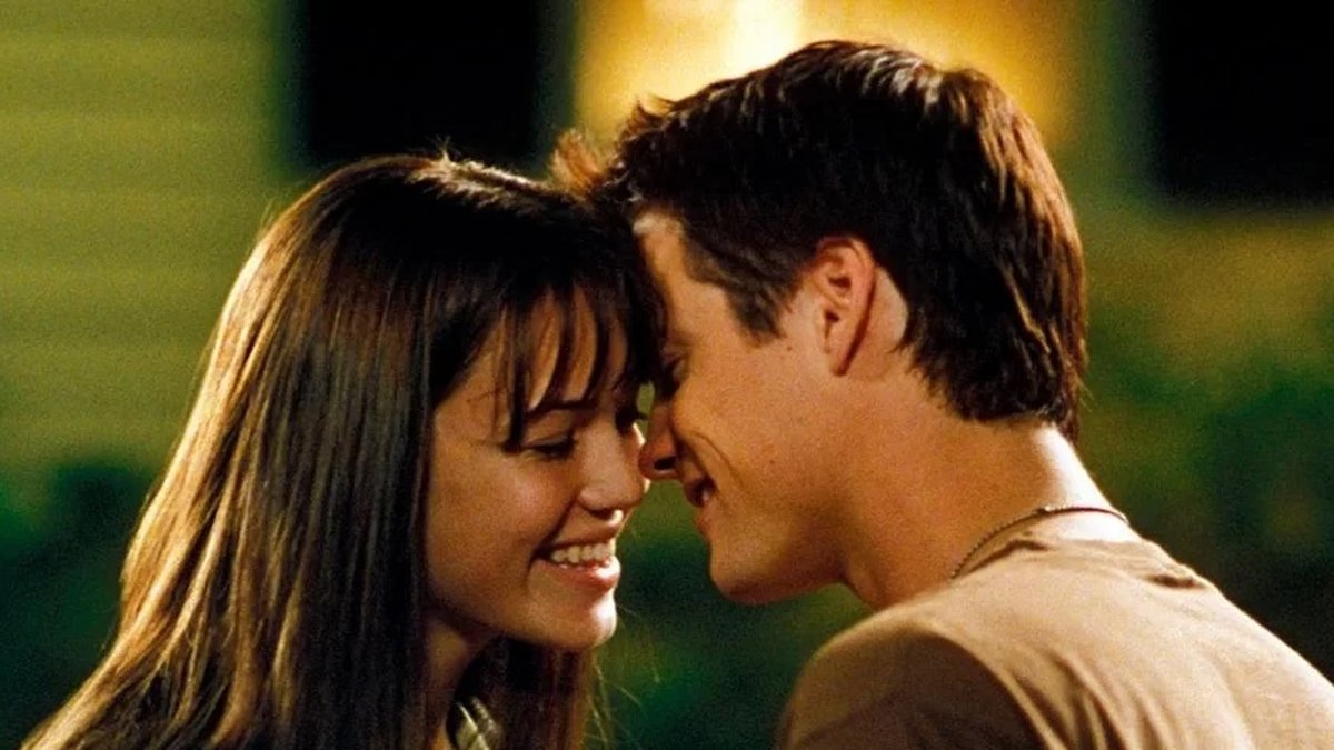 10 Filmes de romance para chorar e se emocionar