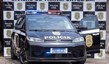 Polícia Civil de SP recebe modelo de carro elétrico para avaliação