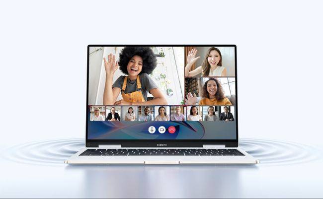 O Xiaomi Book Air 13 tem webcam de 8 MP.