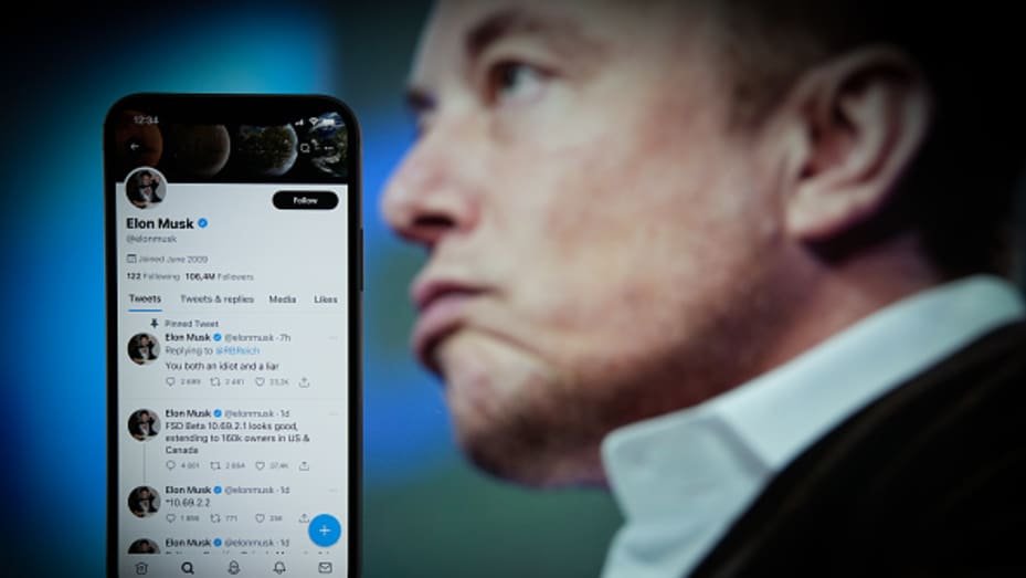 Com o Twitter, Musk pretende achar um equilíbrio entre os próprios desejos e o mundo dos negócios.