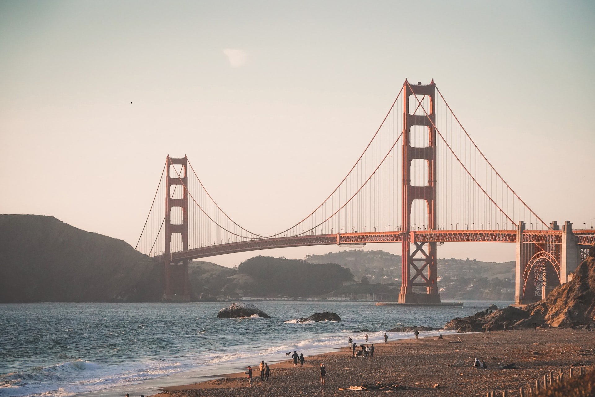 A Golden Gate, na Califórnia, foi usada nos estudos (Fonte: Unplash/Eric Ward)