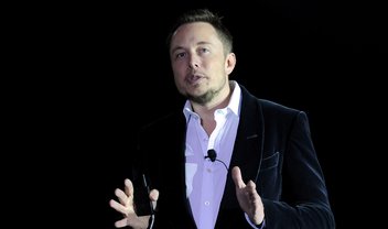 Com crise no Twitter, Elon Musk vende bilhões em ações da Tesla 