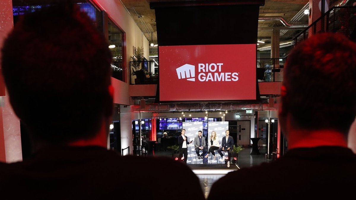 Riot Games processa desenvolvedora por plágio de League of Legends