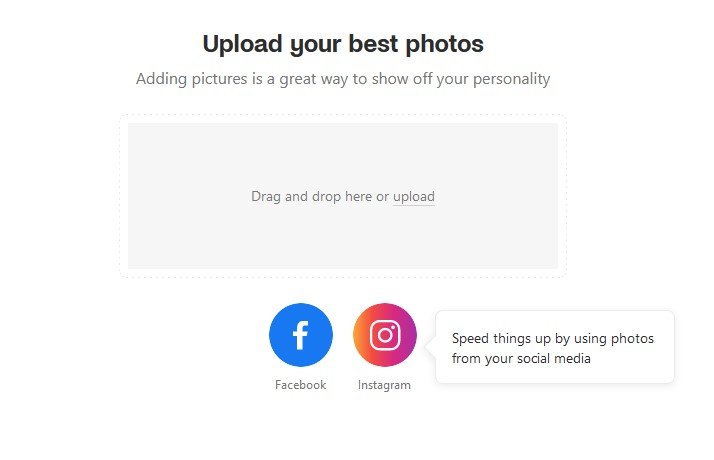 Você pode enviar as fotos do seu dispositivo, ou importar das suas redes sociais