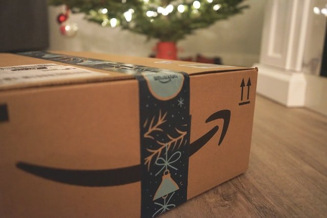 A Amazon reduziu as expectativas de vendas no último trimestre do ano, mesmo com Black Friday e compras de natal.