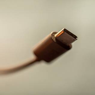 Imagem de USB-C: veja data limite para iPhone e mais produtos adotarem padrão