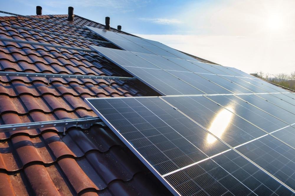 Apenas 20 quilogramas de tecido fotovoltaico seriam necessários para gerar energia suficiente para suprir uma casa, de acordo com os pesquisadores.