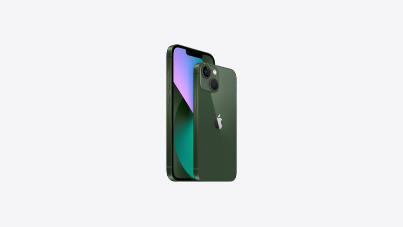 Apple iPhone 13 mini.
