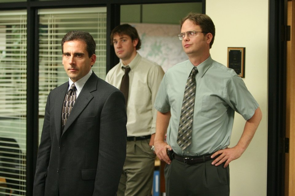 Michael gosta de exercer poder sobre Dwight e o chantageia em algumas oportunidades.
